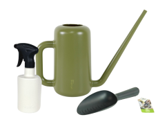 Set lopatka + konvička (zelená) + rozprašovač (slonová kost)